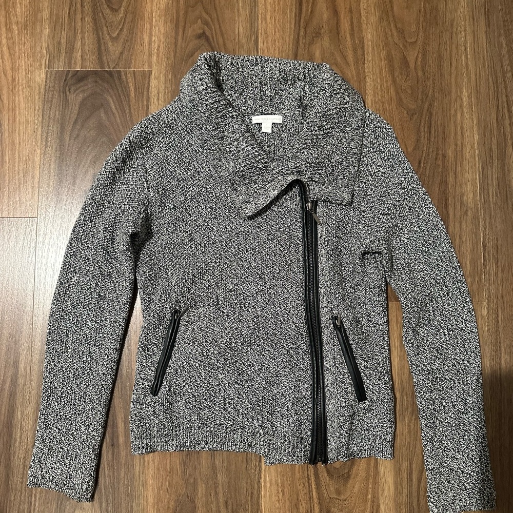 New York & Company Sweater